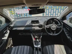 Mazda 2 2019 Pearl