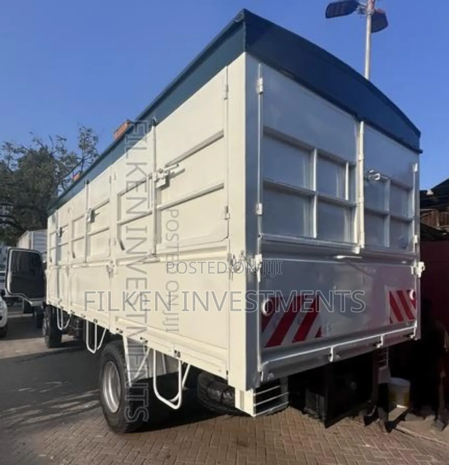Mitsubishi Mahewa Fuso 2010 White