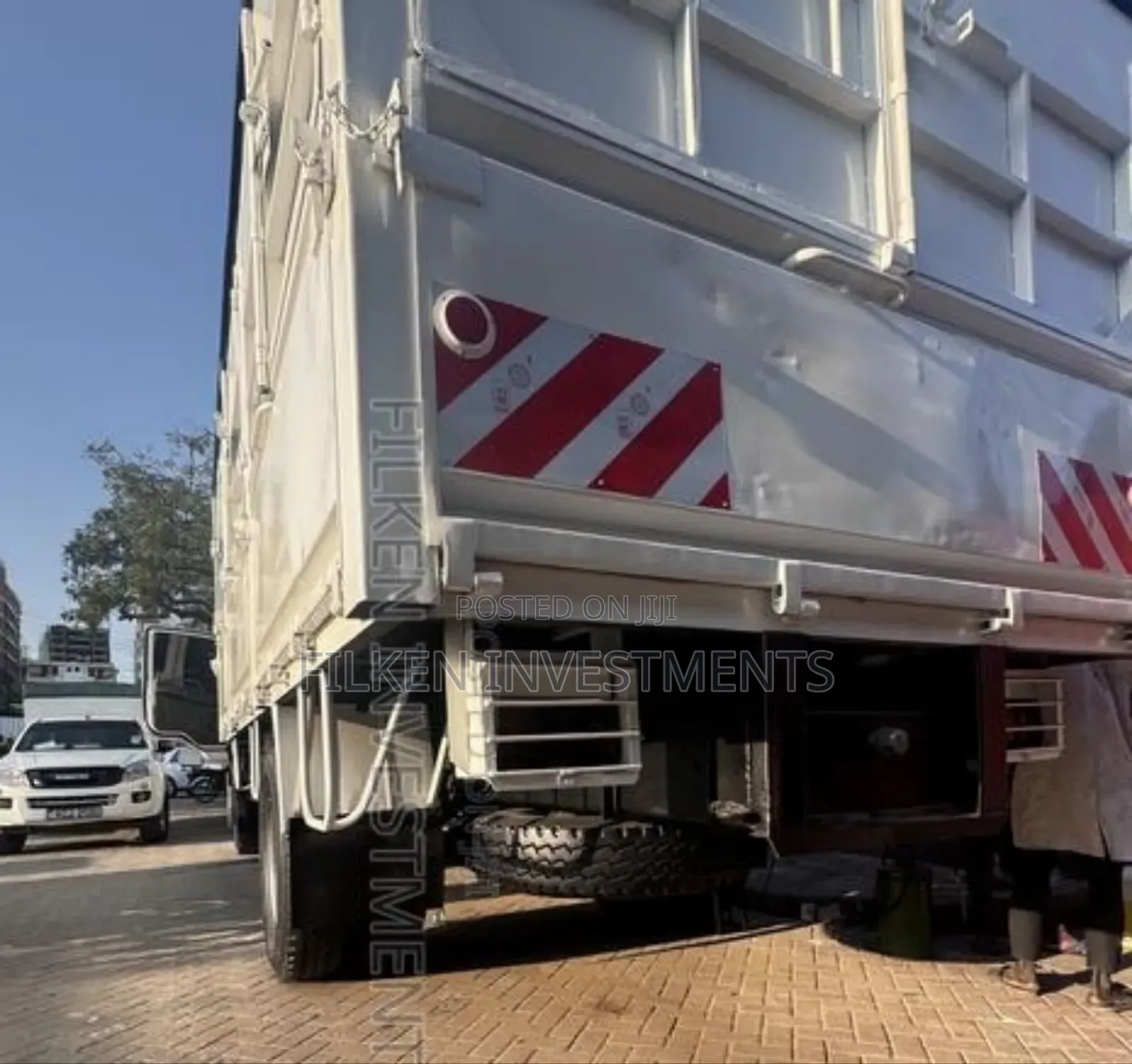 Mitsubishi Mahewa Fuso 2010 White