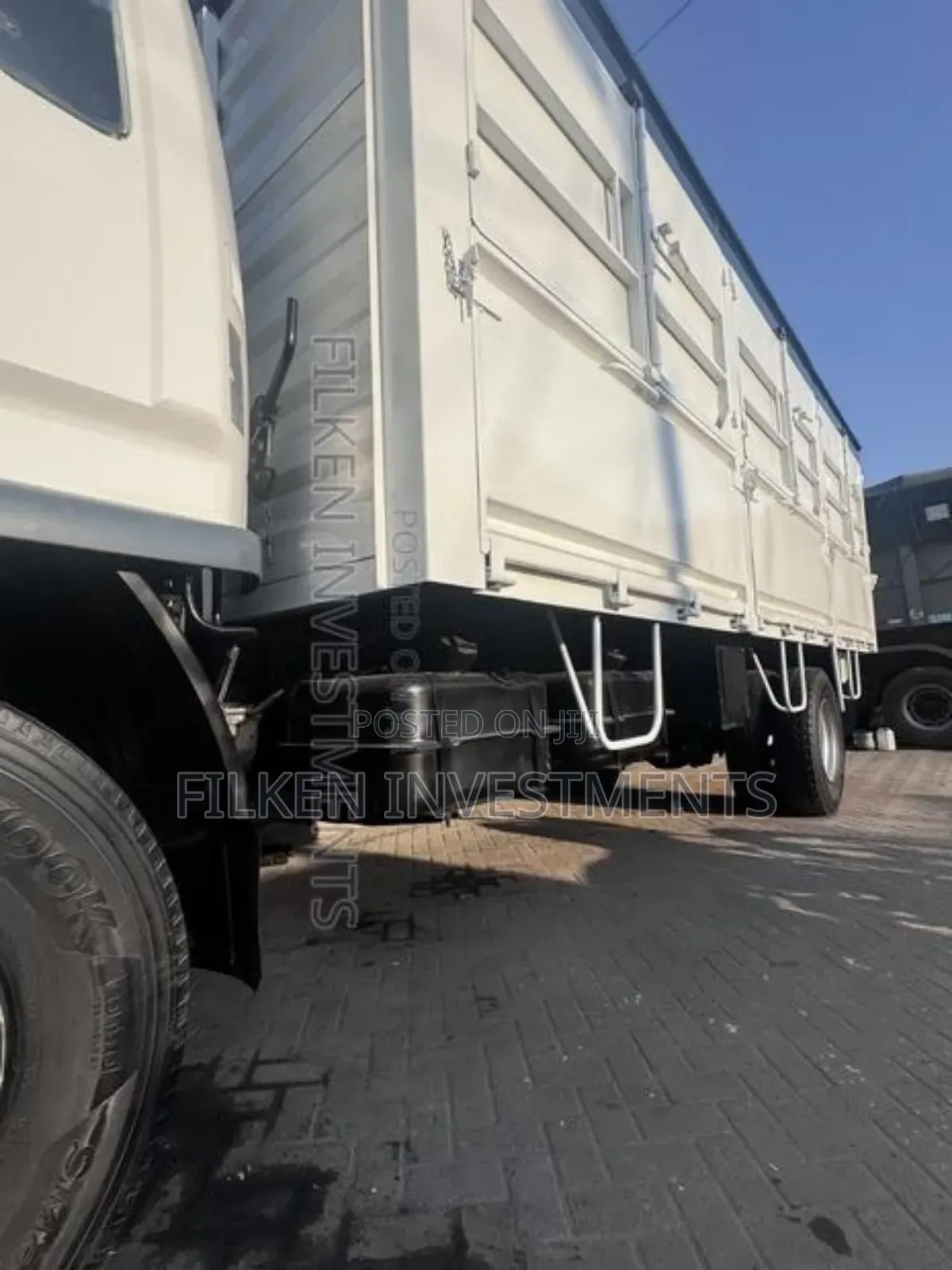 Mitsubishi Mahewa Fuso 2010 White