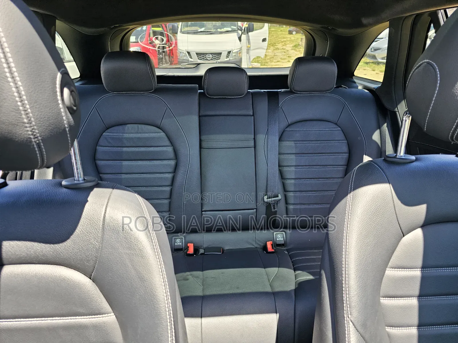 Mercedes-Benz GLC-Class 2018 Off white