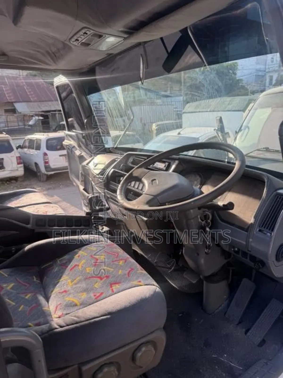 Mitsubishi Mahewa Fuso 2010 White