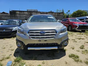 Subaru Outback 2.5i Premium AWD 2018 Gold