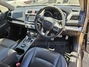 Subaru Outback 2.5i Premium AWD 2018 Gold