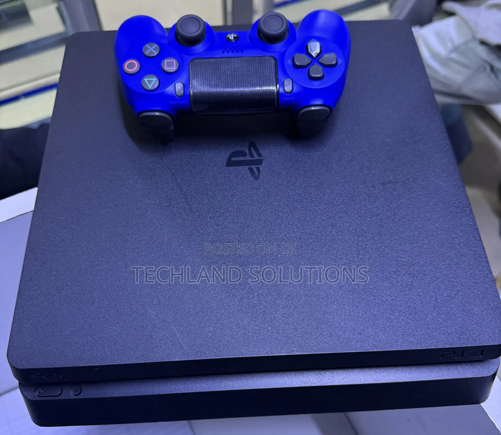 Nearly New. Ps4 Slim Console