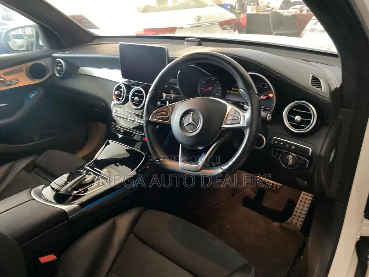 Mercedes-Benz GLC-Class 2018 White