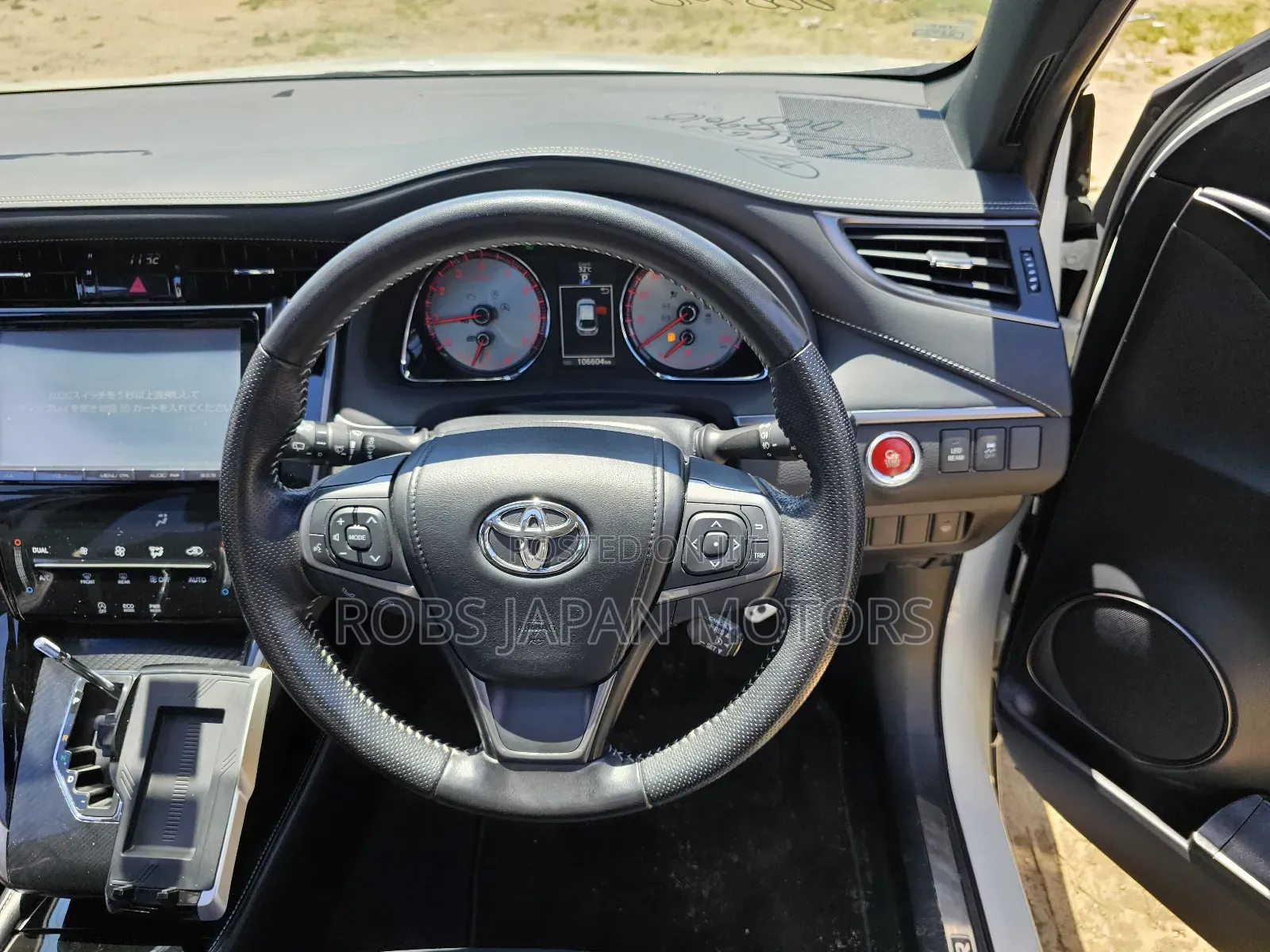 Toyota Harrier 2.0 4WD 2018