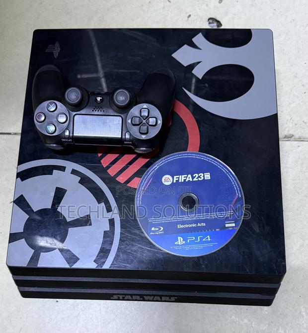 Like New Playstation 4 Pro Machine - thumbnail 2