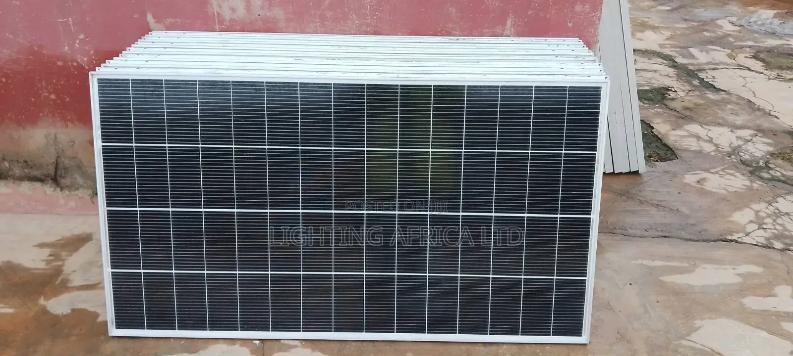 590 W - 49v Bifacial Monocrystalline All Weather Solar Panels