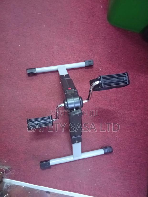 Foldable Pedal Exerciser. - thumbnail 2