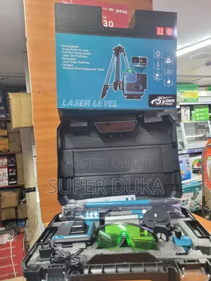 16 Line Lazer Level Makita Complete With Stand