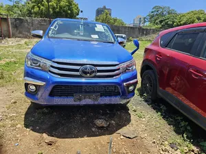 Toyota Hilux Revo Double Cab Deisel 2.8 AWD 2018 Blue