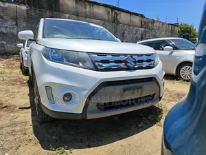 Suzuki Escudo 2017 Pearl