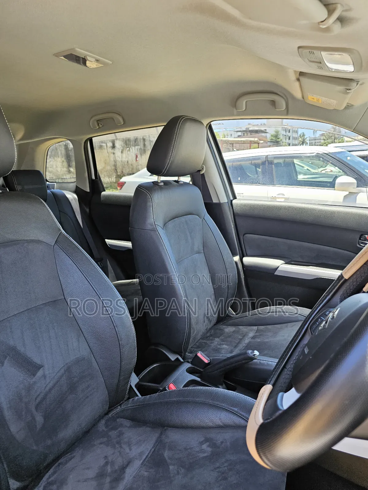 Suzuki Escudo 2017 Pearl