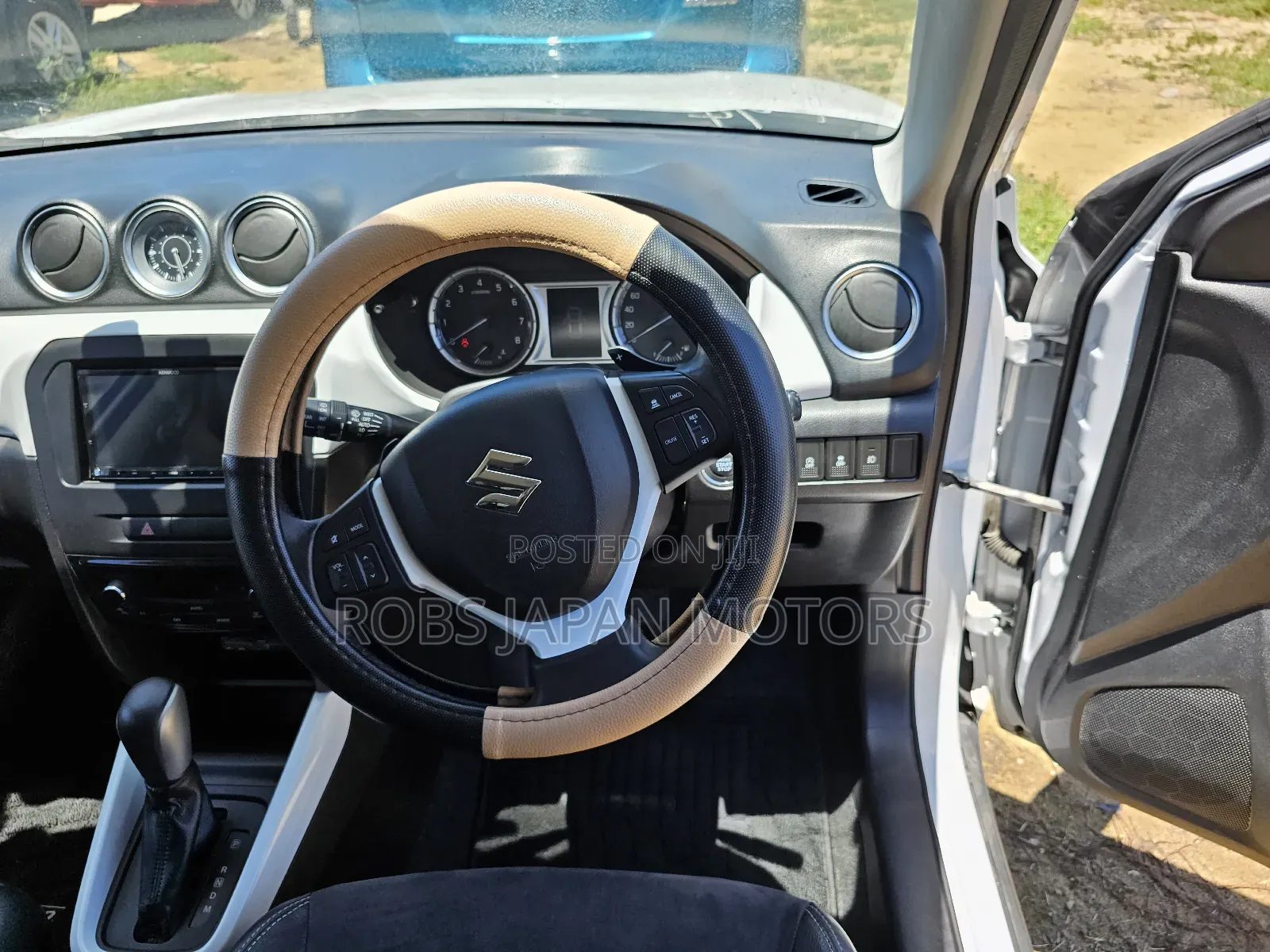 Suzuki Escudo 2017 Pearl