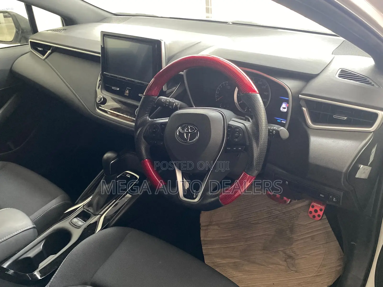 Toyota Corolla 2018 White
