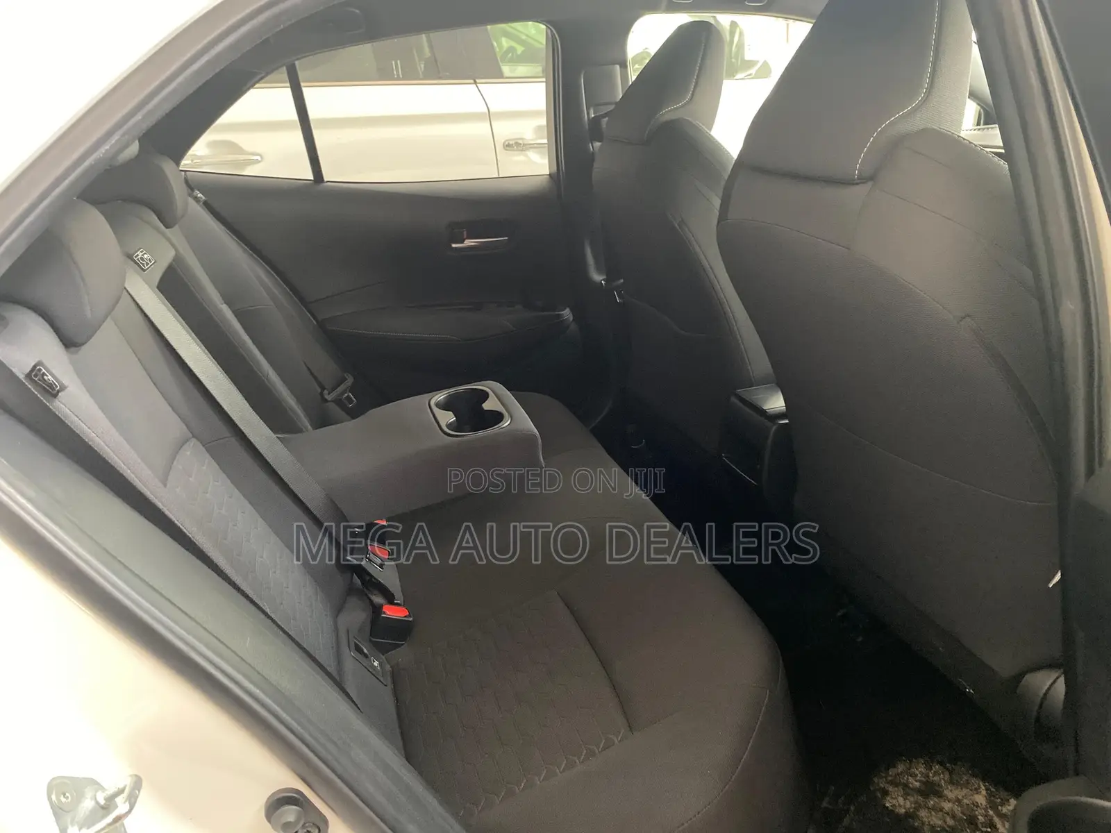 Toyota Corolla 2018 White
