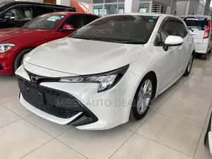 Toyota Corolla 2018 White