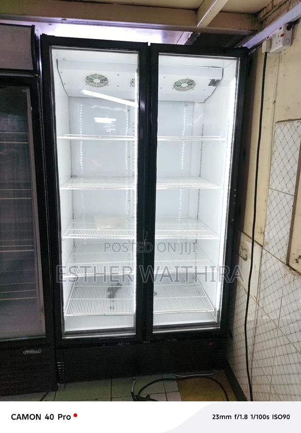 Side by Side Showcase Fridge - main view