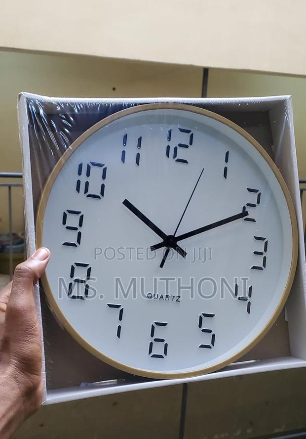 Beautiful 30 Cm Battery Powered Decorative Wall Clocks - thumbnail 2