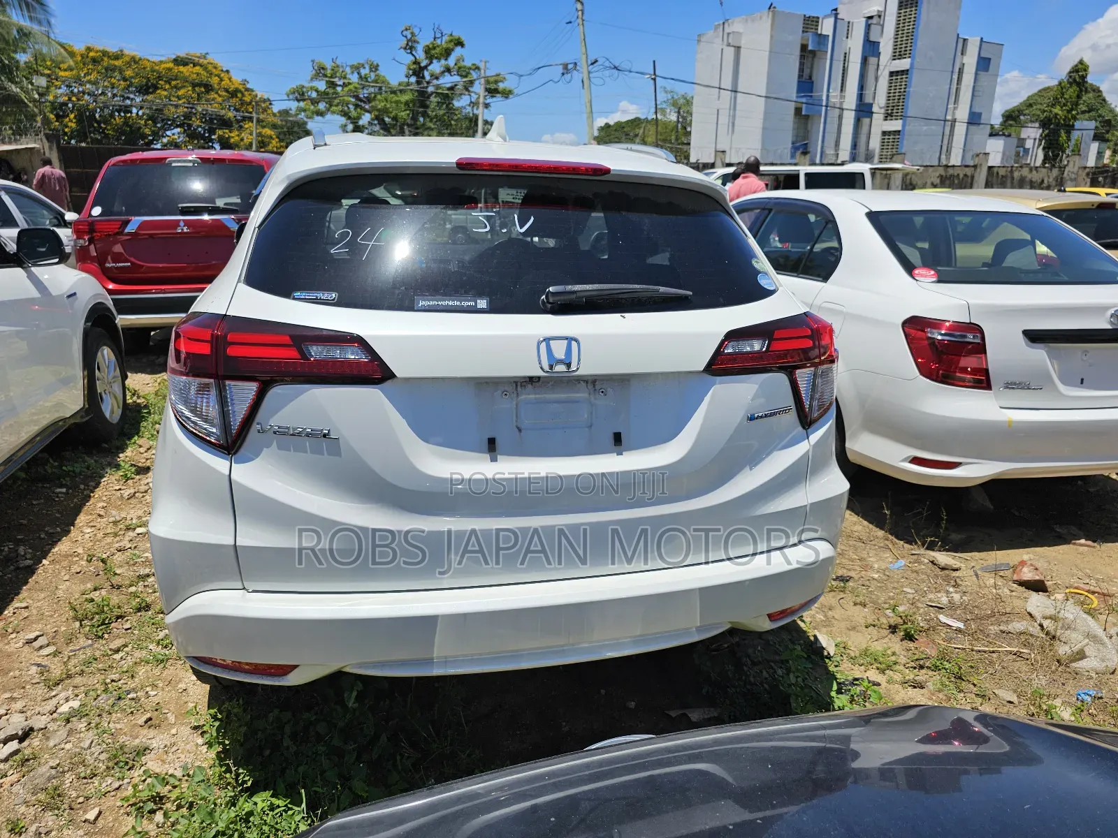 Honda Vezel 1.5 Hybrid 2WD 2018 Pearl