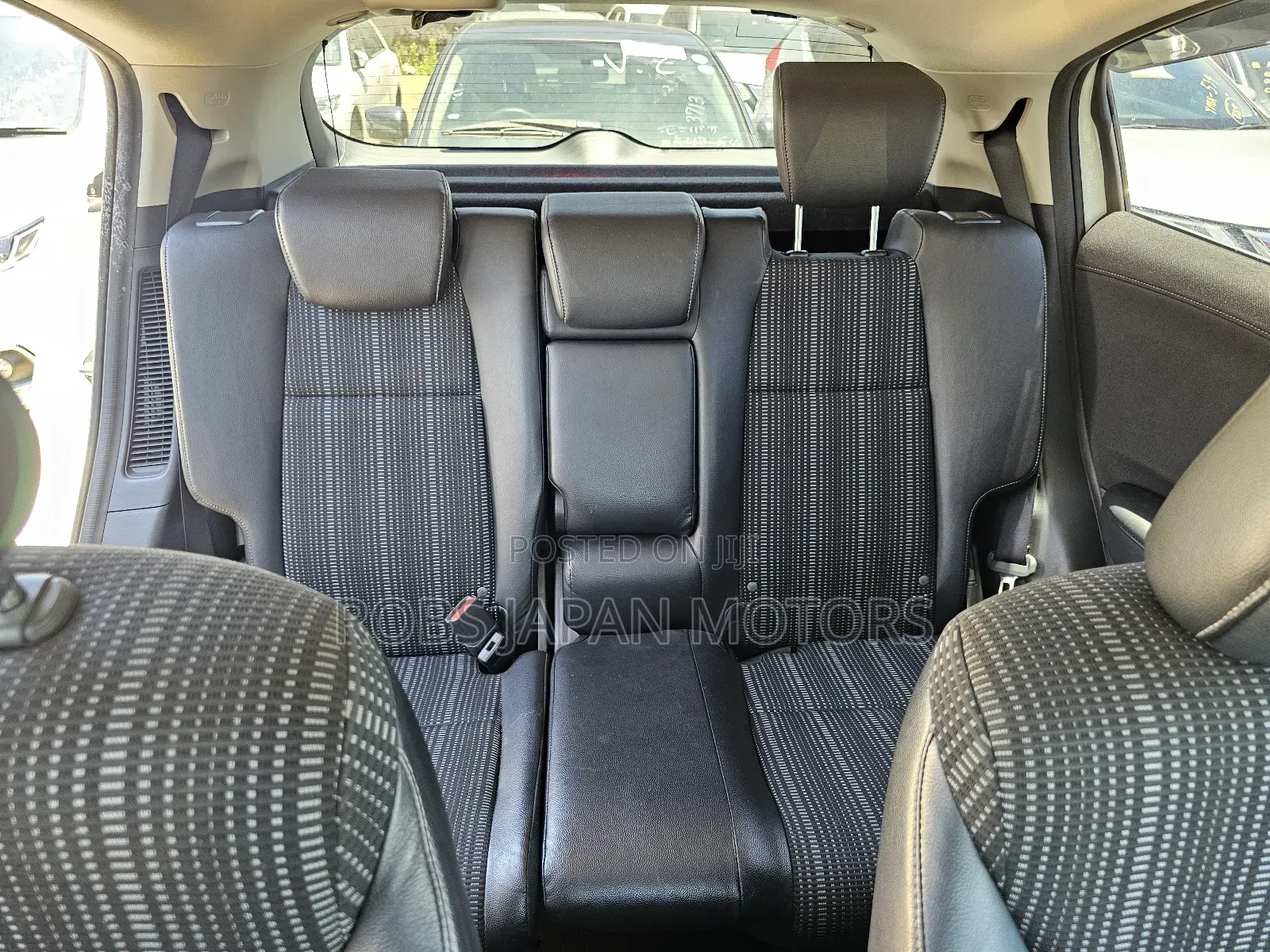 Honda Vezel 1.5 Hybrid 2WD 2018 Pearl