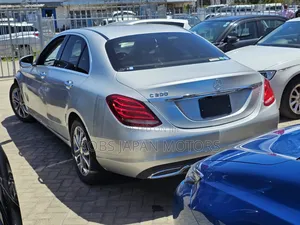 Mercedes-Benz C200 2018 Gray