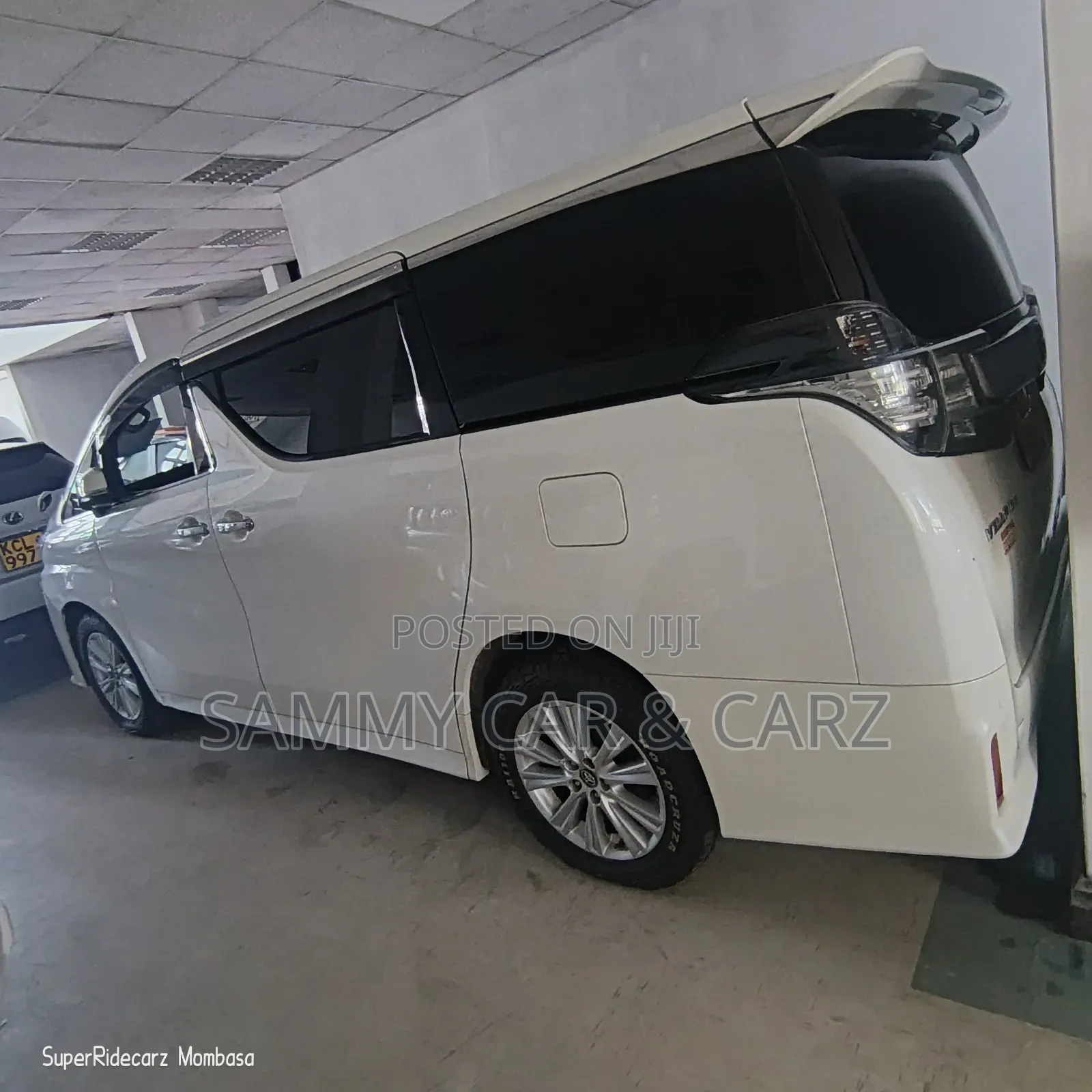 Toyota Vellfire 2016 White