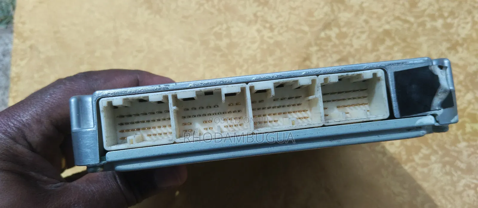 Toyota Hiace Engine Computer 89661-26doo