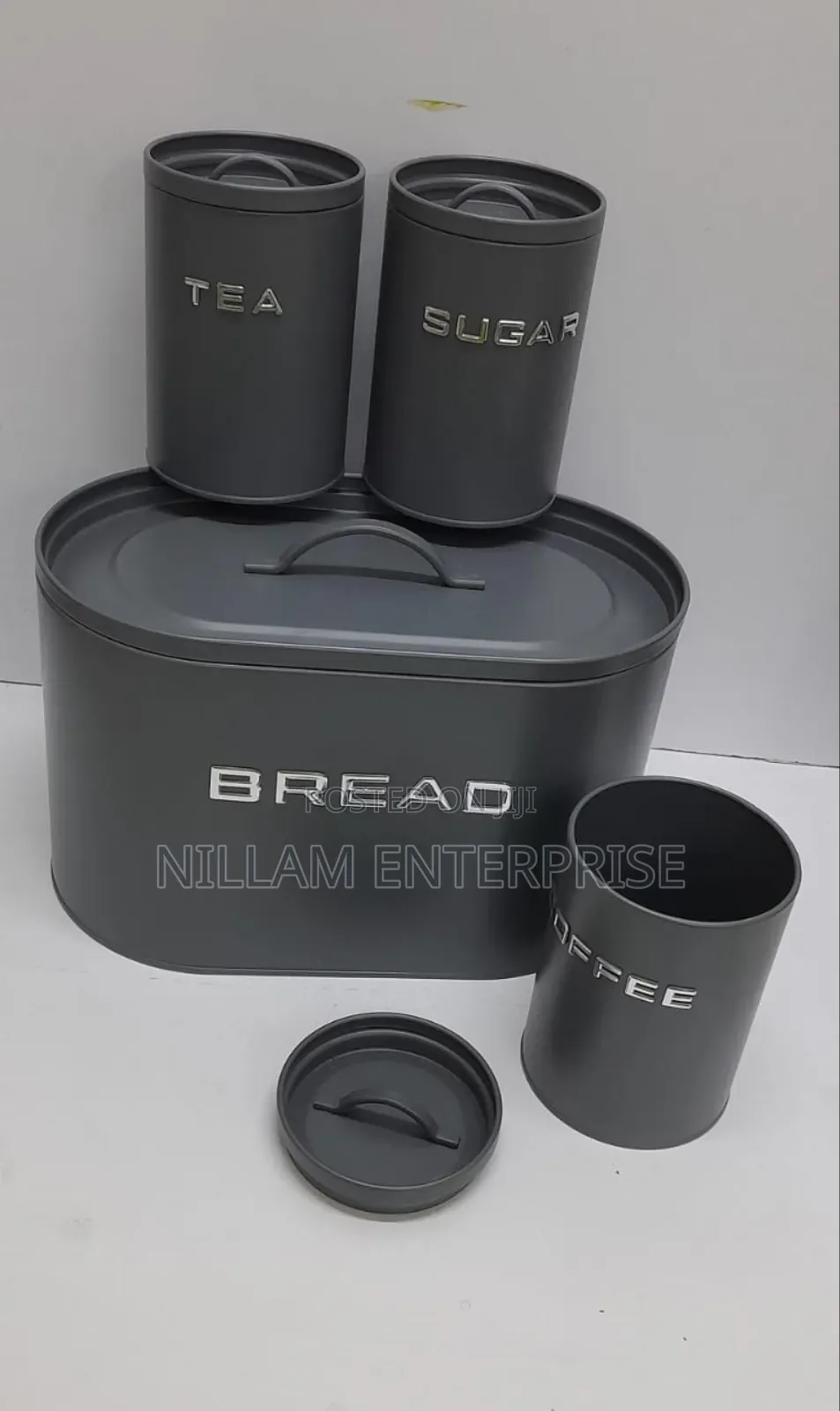 Unique and Elegant Bread Storage Bin With 3pcs Canisters