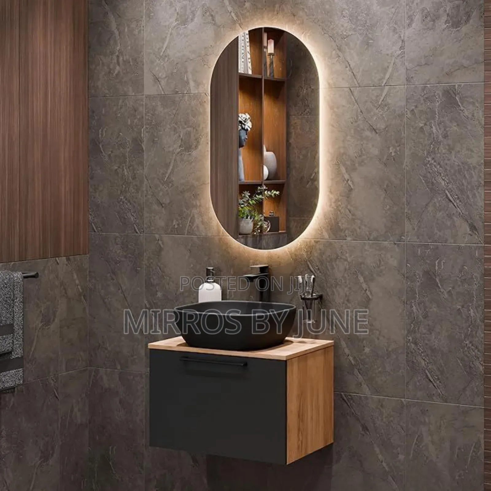 Capsule Frameless Mirror