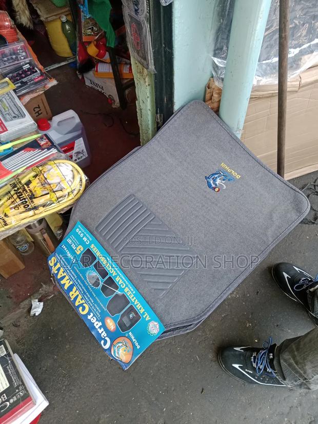 Woolen Car Carpet Grey Mats Universal Fit for 5 Seater Cars