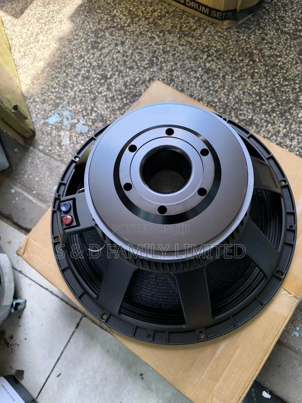 RCF L18x400d Double Magnet 18 Inch Bass Speaker - thumbnail 4