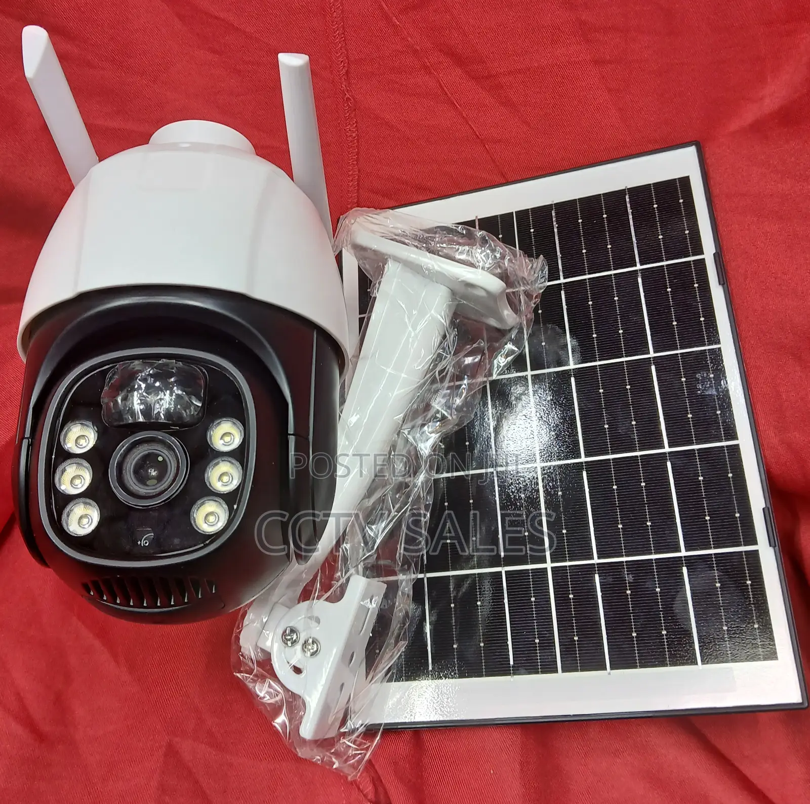 Intelligent Solar Energy Alert Security PTZ Camera With Audio Ability