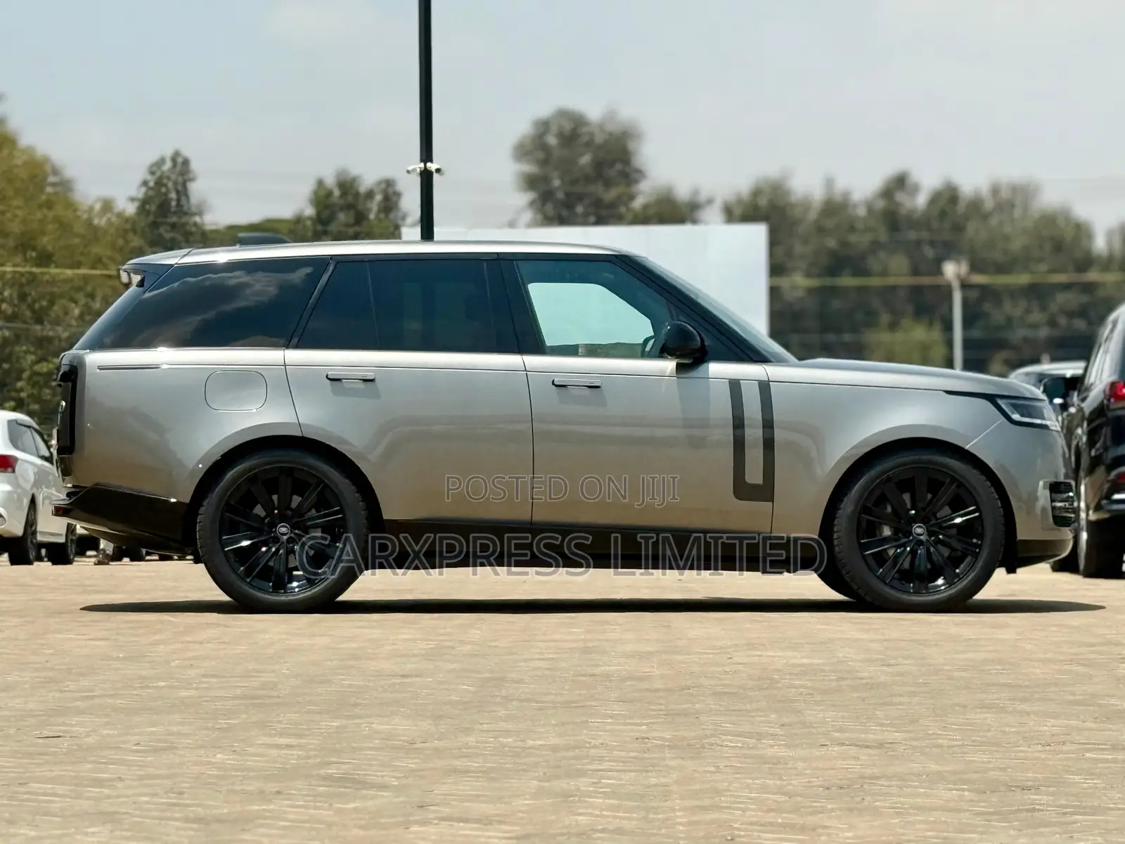 Land Rover Range Rover Vogue 2022 Silver