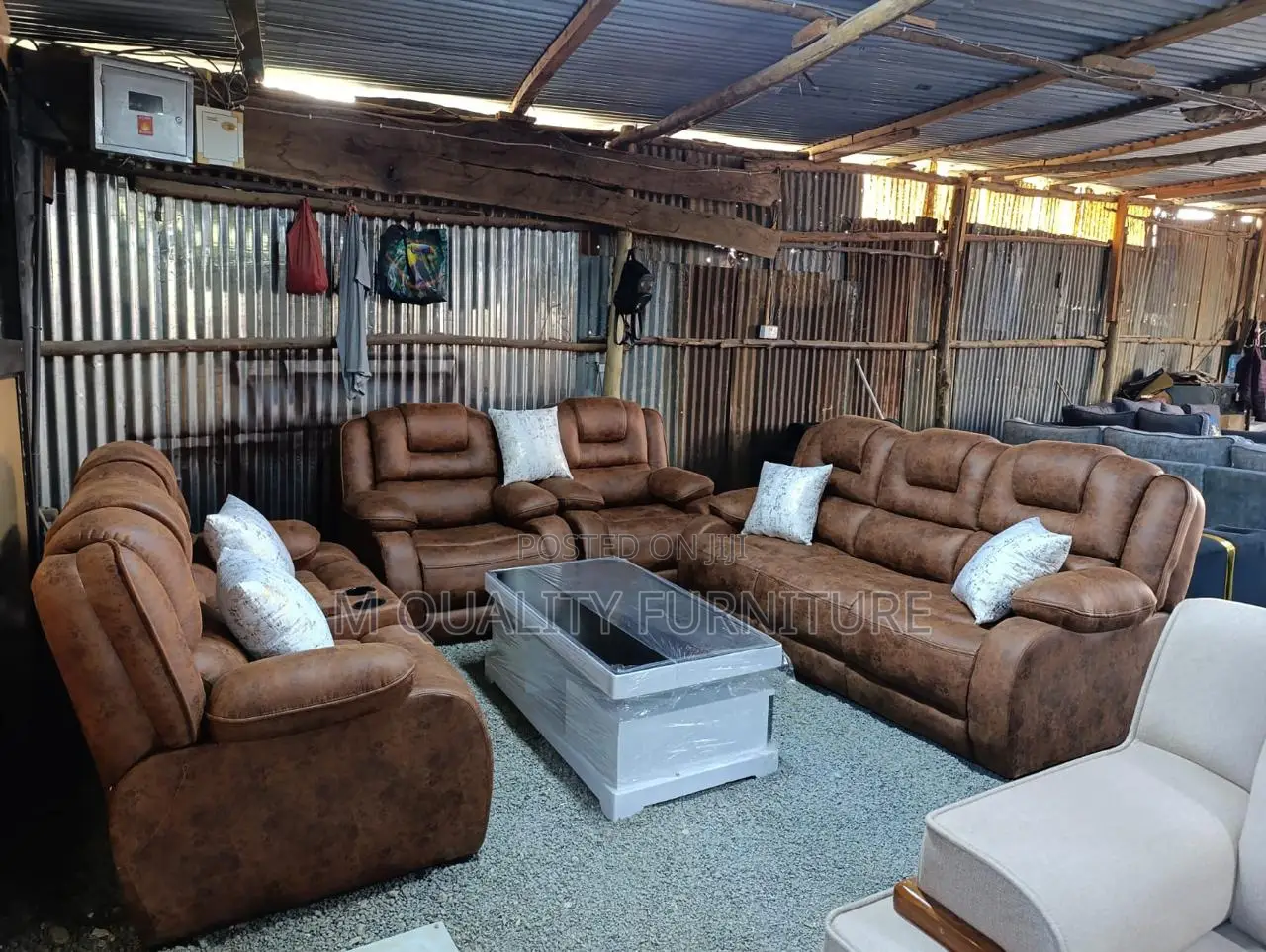 Sleek Modern Comfort Semi Recliner