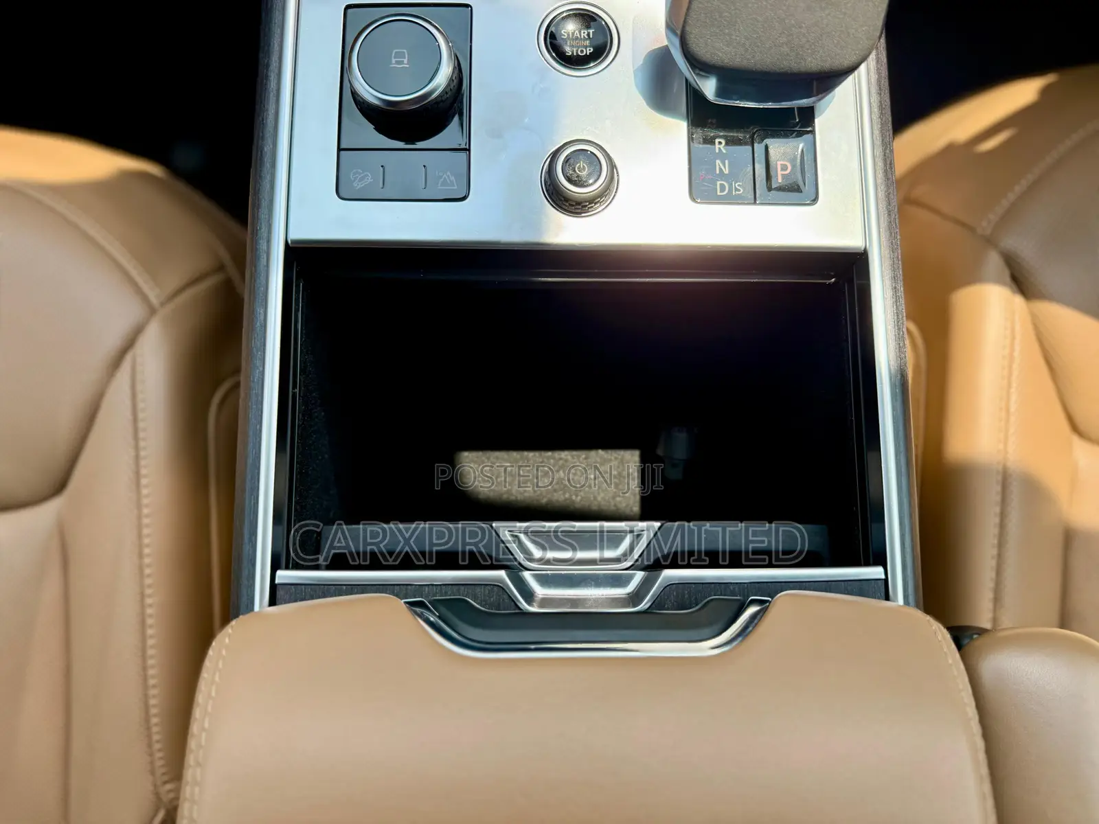 Land Rover Range Rover Vogue 2022 Silver