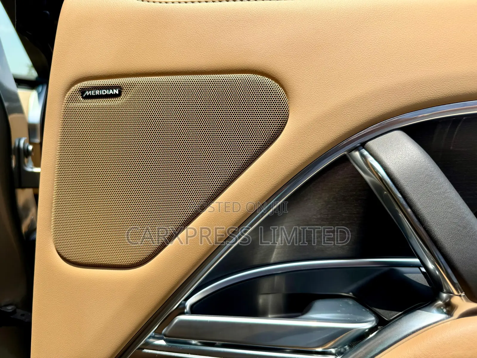 Land Rover Range Rover Vogue 2022 Silver
