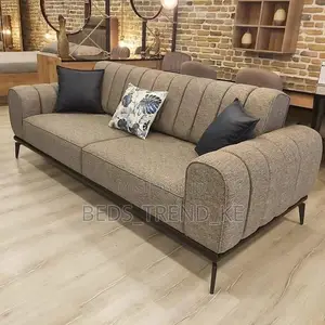 Pretty 3 Seater Couch