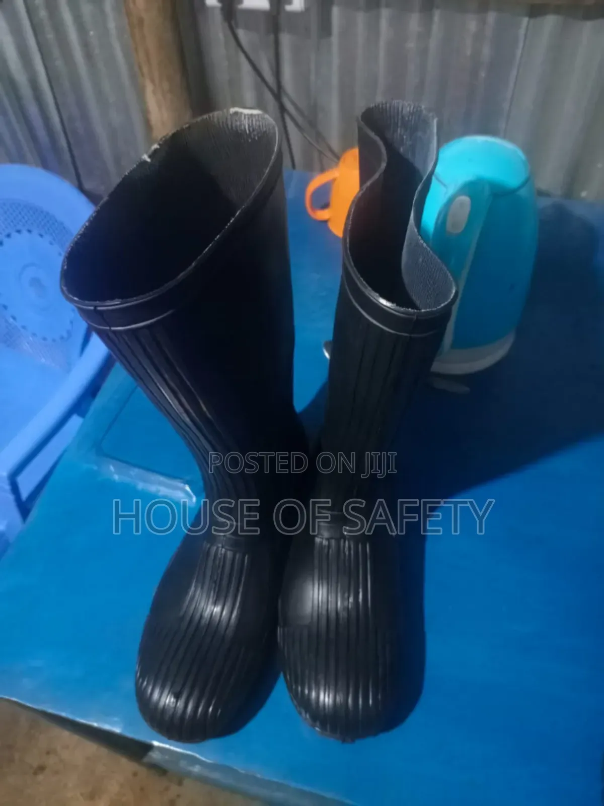 Heavy Duty Black Gumboots