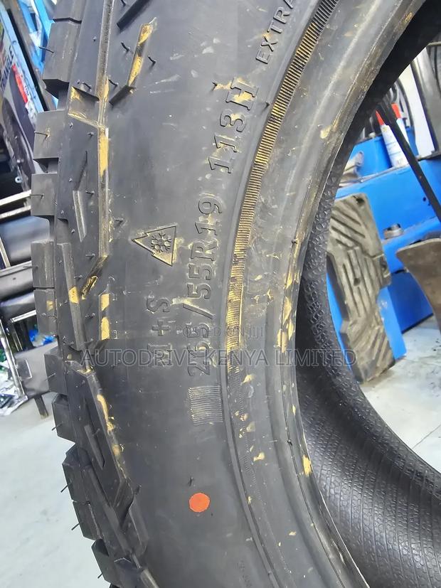 265/55r19 Comforser Cf1100 All Terrain Tire - thumbnail 3