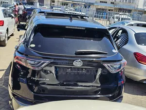 Toyota Harrier 2.0 4WD 2018 Matt Black