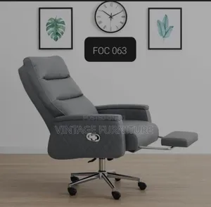 Executive Office Chair With Footrest
