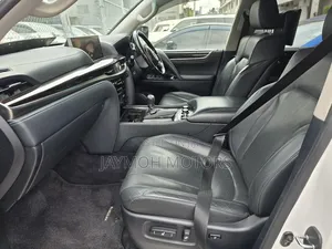 Lexus LX 2017 White