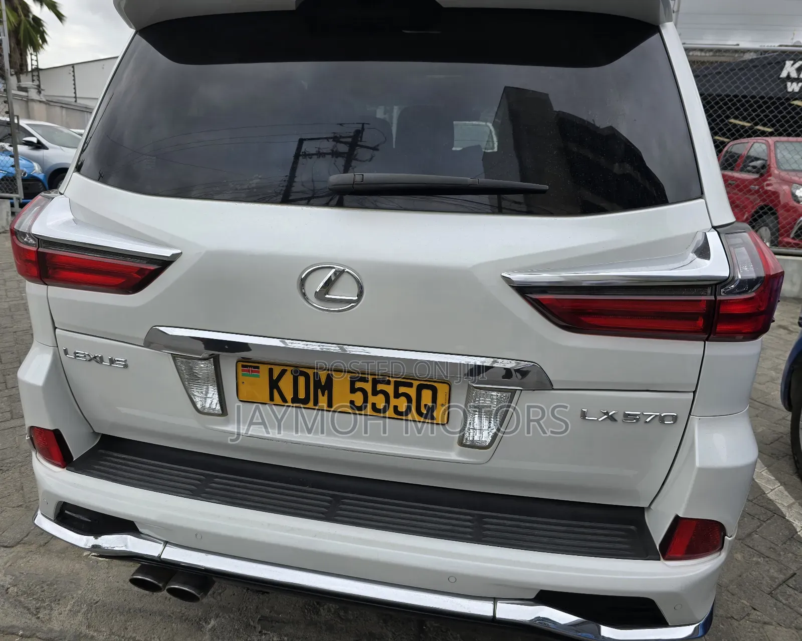 Lexus LX 2017 White
