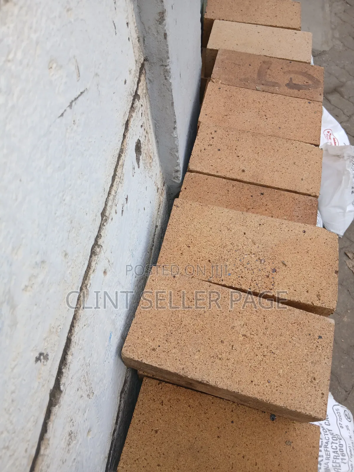 Heat Resistant Bricks (Fire Bricks)