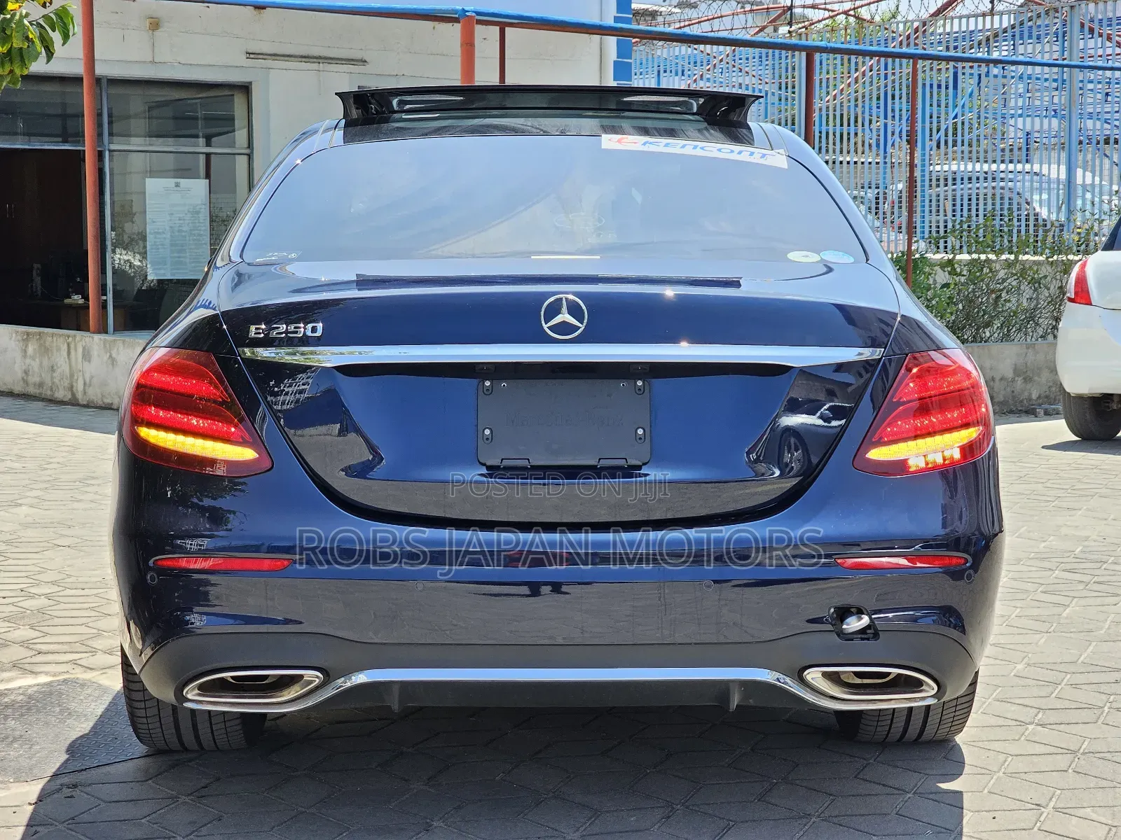 Mercedes-Benz E250 2019 Blue