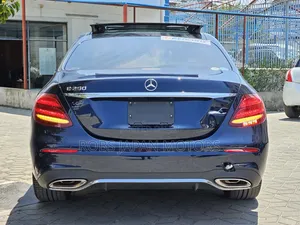 Mercedes-Benz E250 2019 Blue