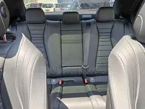 Mercedes-Benz E250 2019 Blue