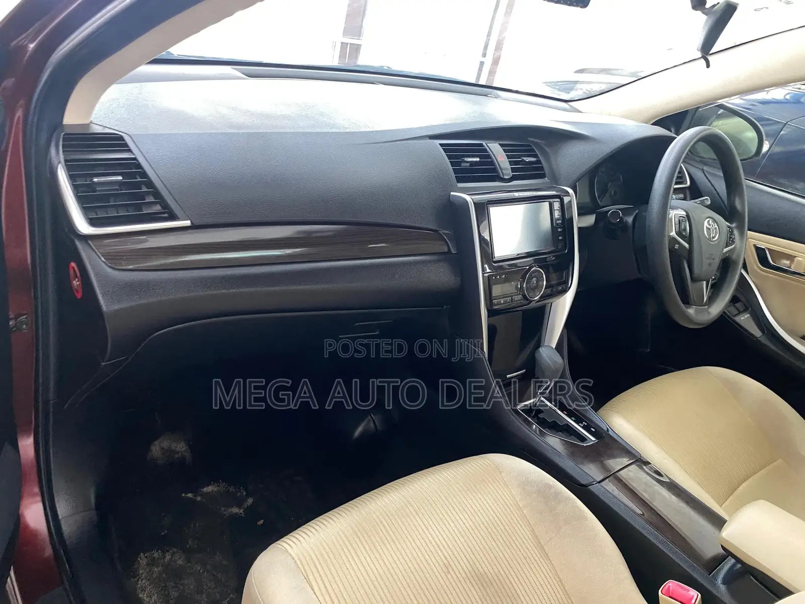 Toyota Premio 2018 Red